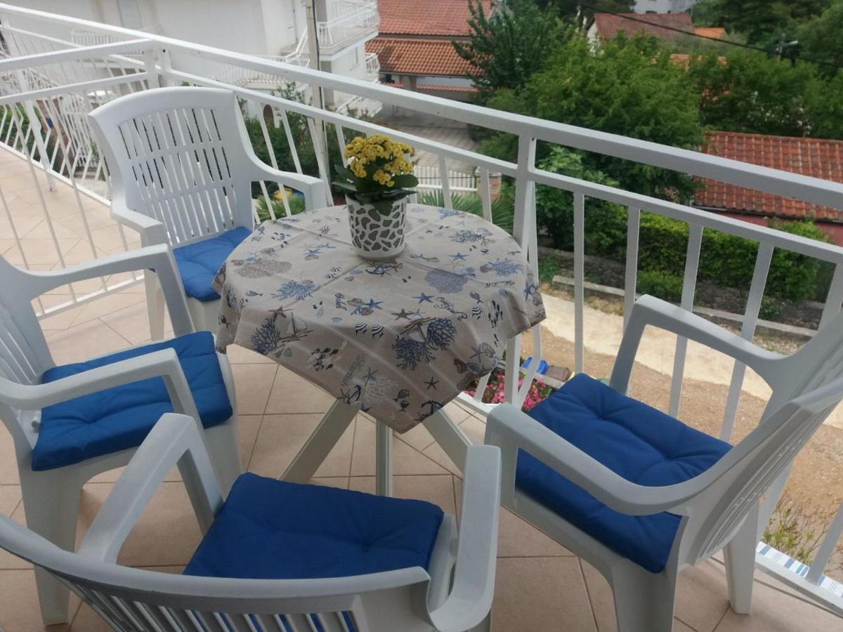 Palma Del Mar Apartman Omišalj Kültér fotó