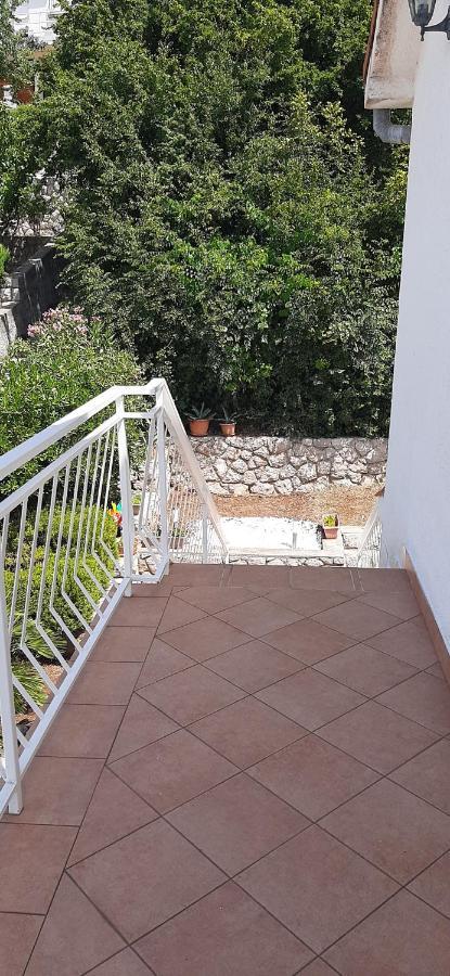 Palma Del Mar Apartman Omišalj Kültér fotó