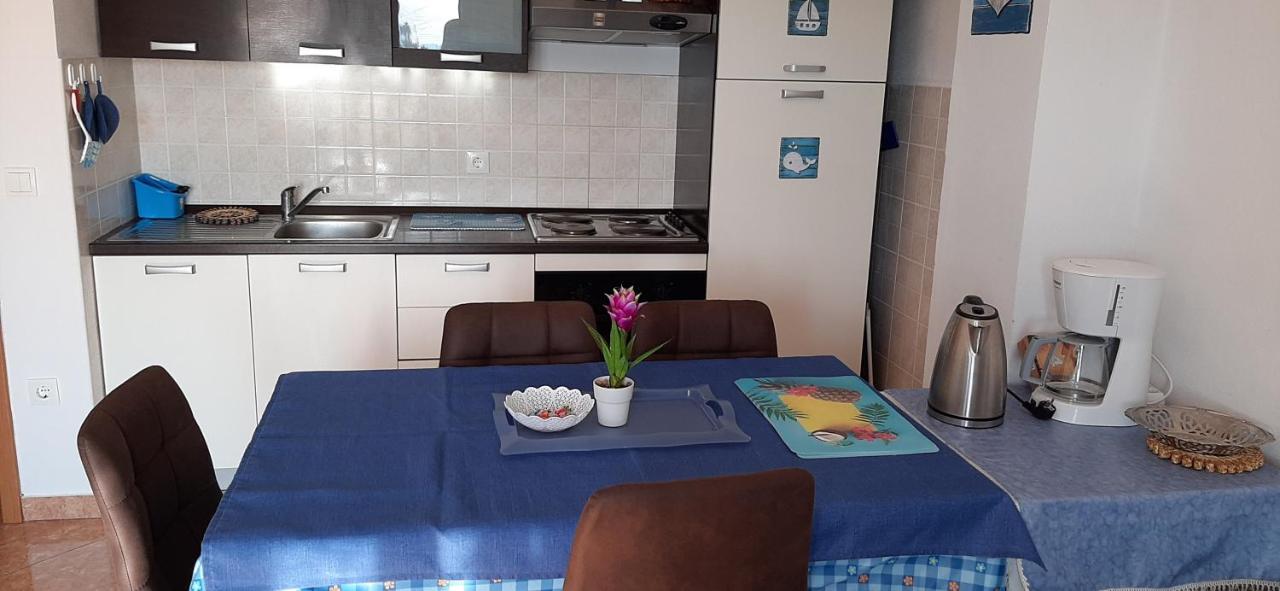 Palma Del Mar Apartman Omišalj Kültér fotó